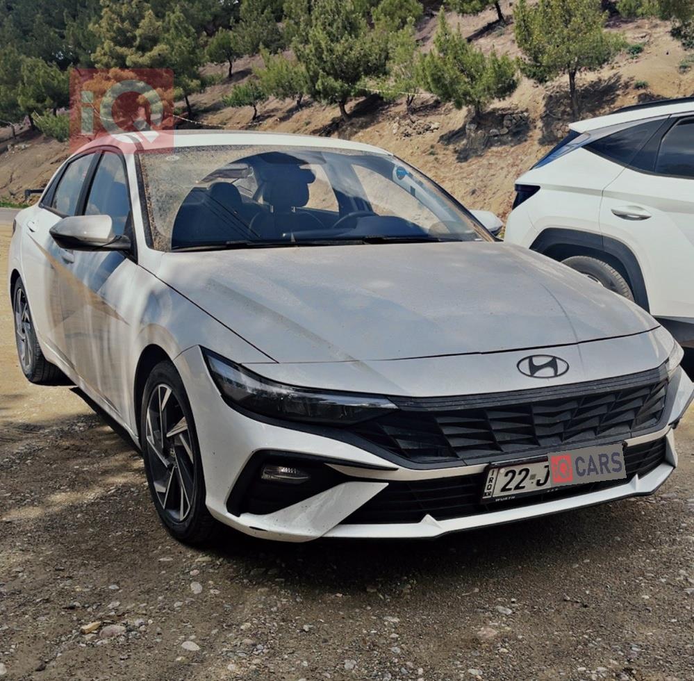 هیوندای ئەلەنترا